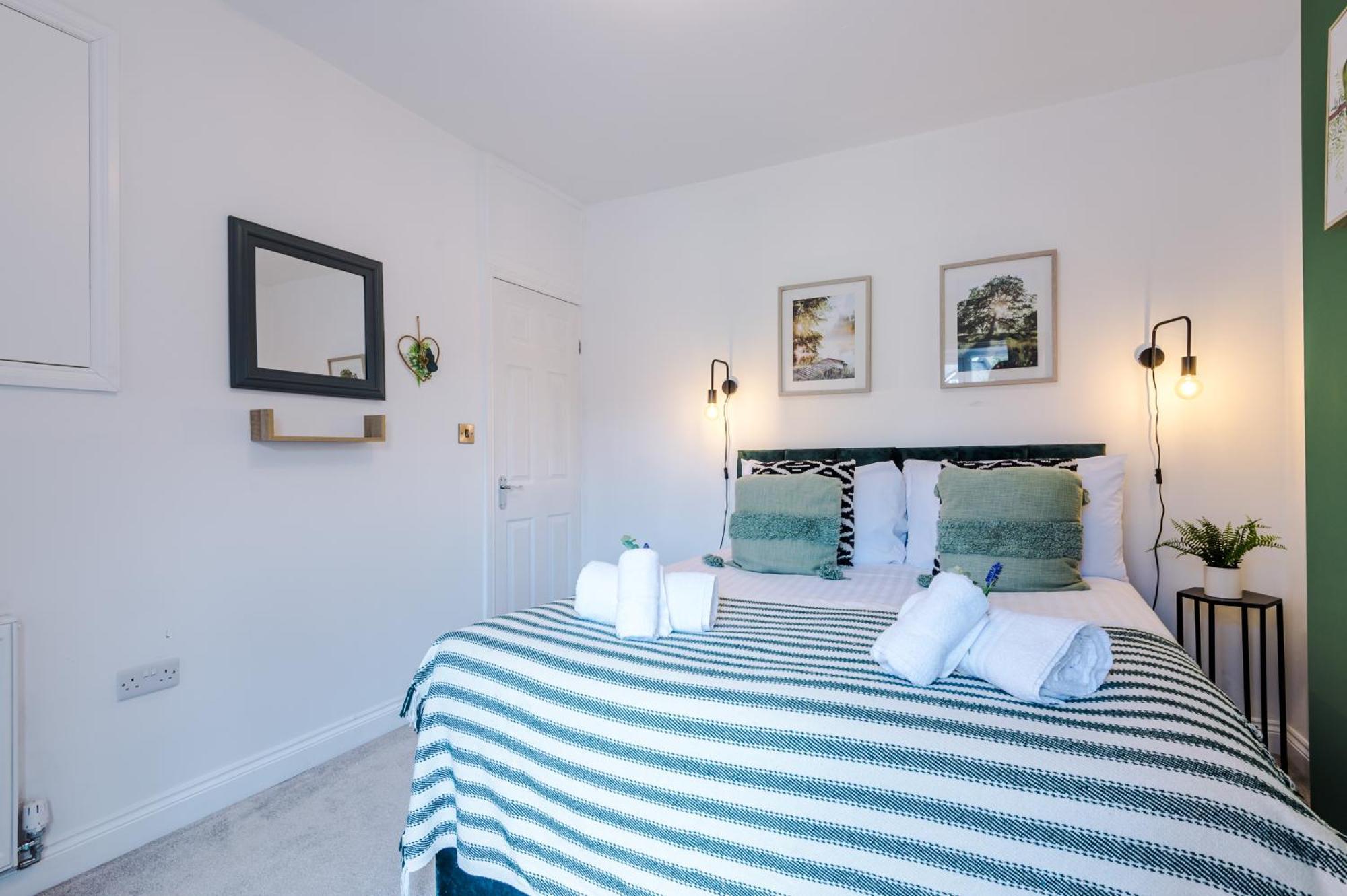Spacious 3-Bed Home In Nantwich By 53 Degrees Property - Amazing Location, Ideal For Groups - Sleeps 6 Luaran gambar