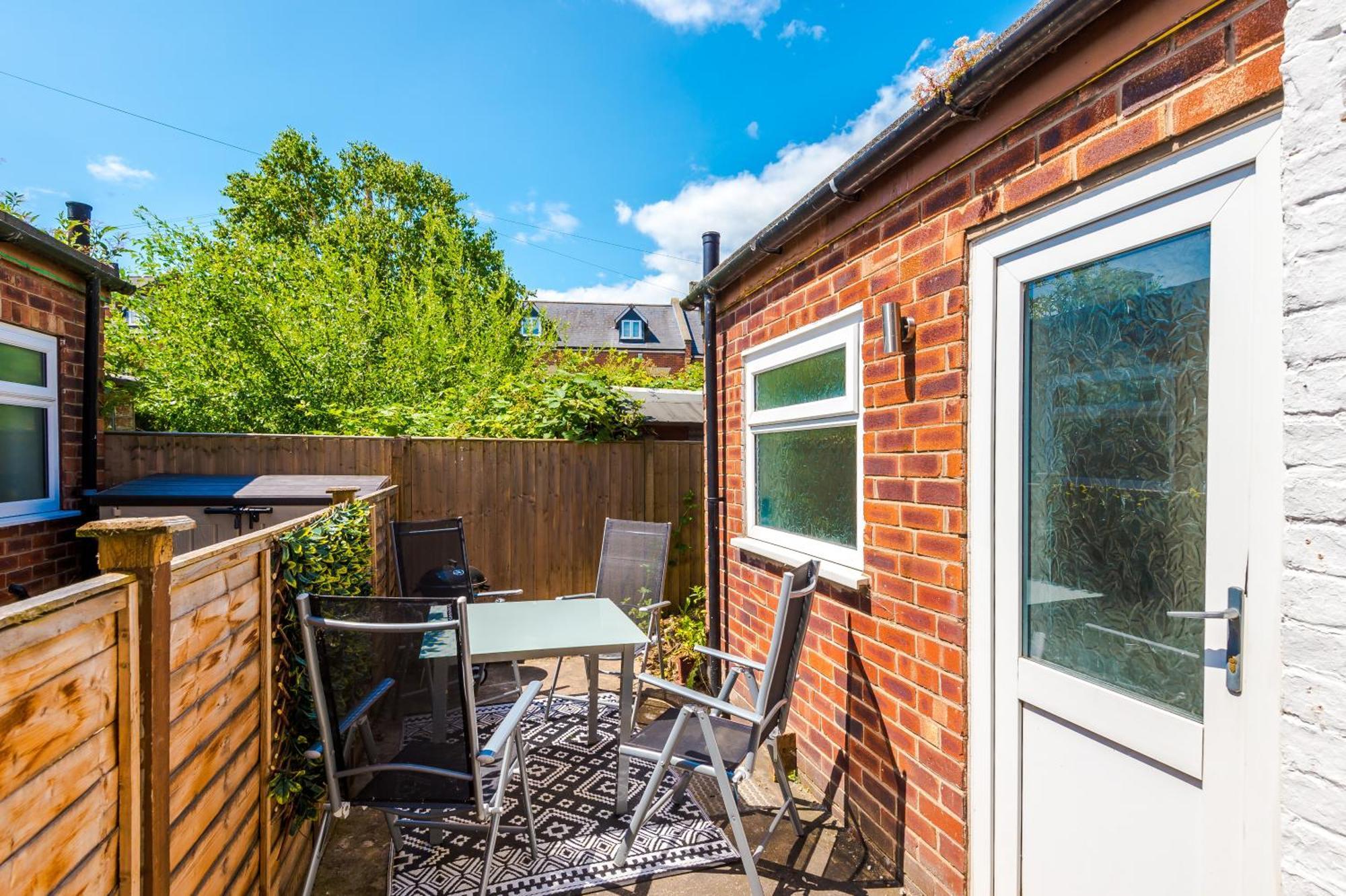 Spacious 3-Bed Home In Nantwich By 53 Degrees Property - Amazing Location, Ideal For Groups - Sleeps 6 Luaran gambar